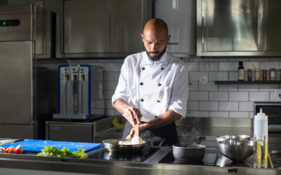 Les métiers de l’industrie de la restauration : quelles formations et compétences requises ?