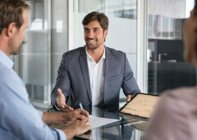 Chargé de communication financière